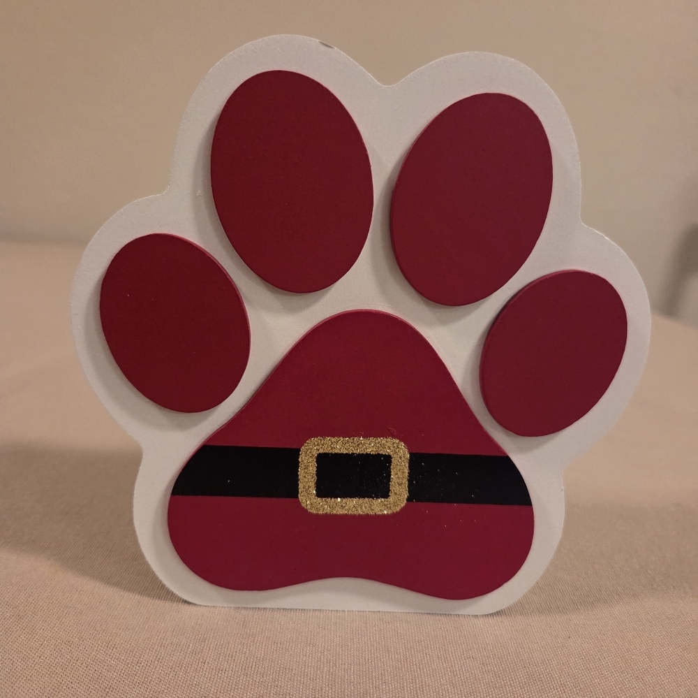 SANTA PAWS IS COMING TO TOWN